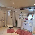 度假居 4 Sterne 140 Qm Im Haus Tina *