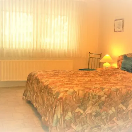 4 Sterne 140 Qm Im Haus Tina 度假居
